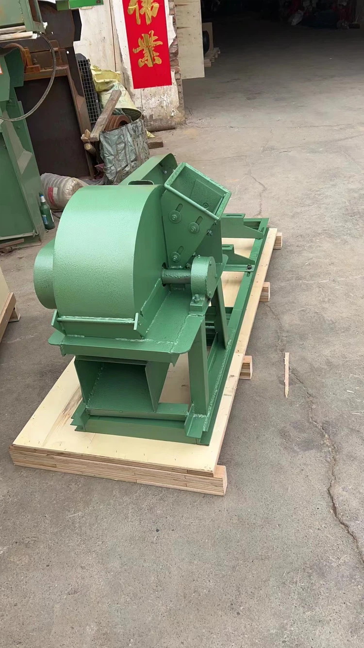 High-Speed wood sawdust crusher machine price High-Speed wood sawdust crusher machine price